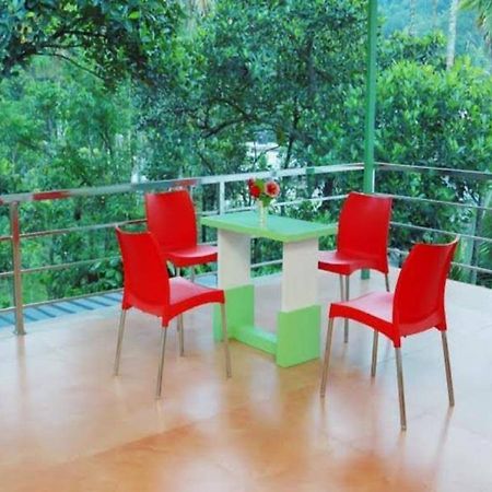 Thekkady Spice Valley Holiday Hotel Exterior photo